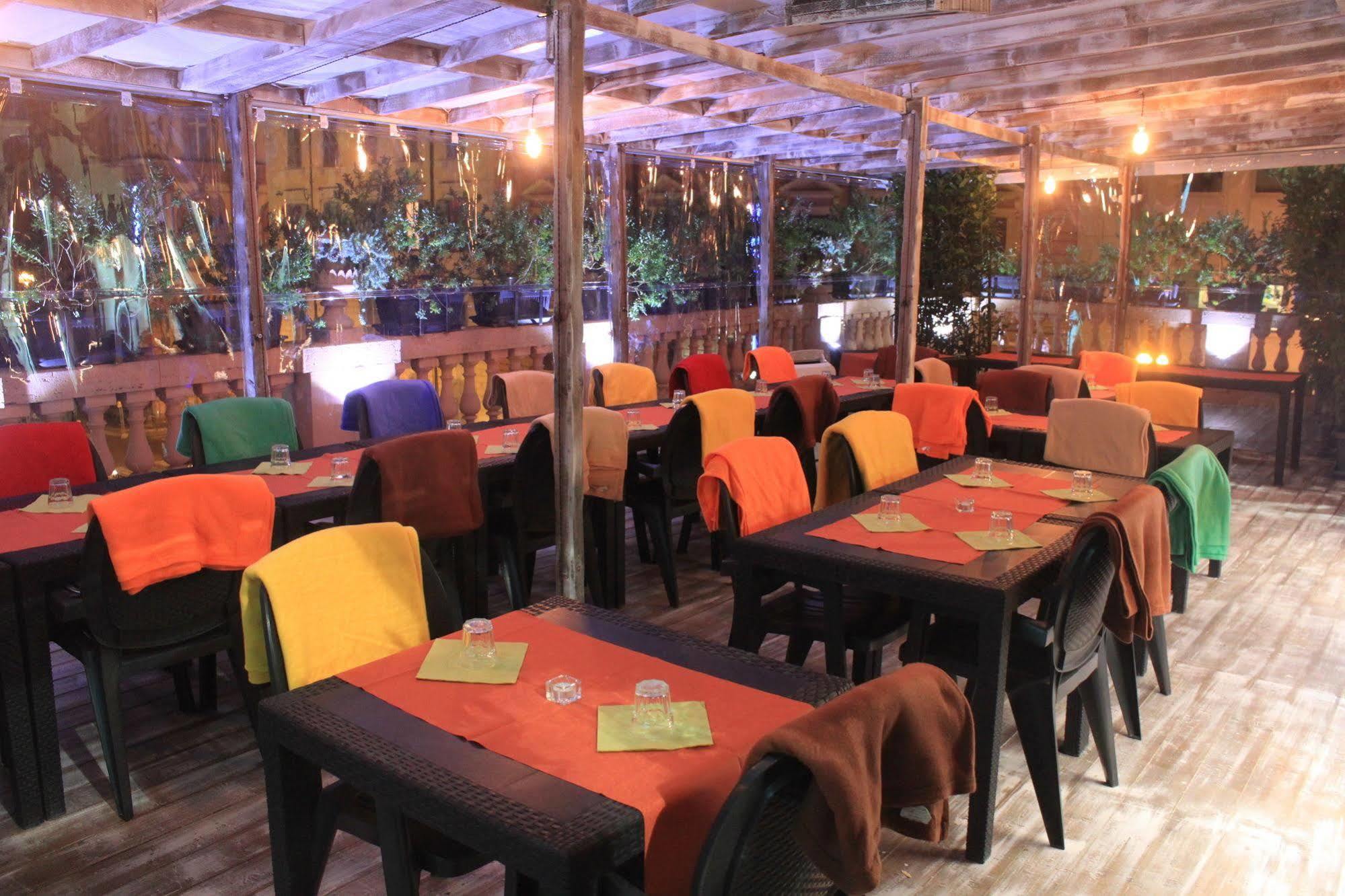 The Roma House Hotel Exterior foto